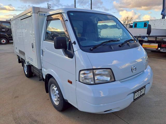 ボンゴトラック 　冷蔵冷凍　Ｂカメラ　両サイドドア付　ー２０度　スタンバイ付（2枚目）