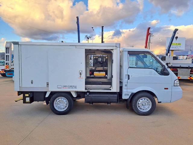 ボンゴトラック 　冷蔵冷凍　Ｂカメラ　両サイドドア付　ー２０度　スタンバイ付（6枚目）