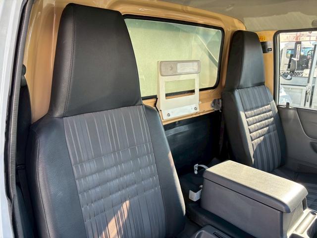 ボンゴトラック 　冷蔵冷凍　Ｂカメラ　両サイドドア付　ー２０度　スタンバイ付（14枚目）