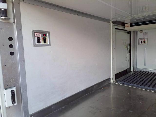 ボンゴトラック 　冷蔵冷凍　Ｂカメラ　両サイドドア付　ー２０度　スタンバイ付（26枚目）