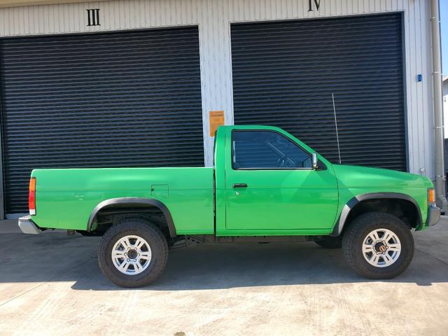 ���Ђ͌��O�̂��q�l�ɂ����S���Ă��������ߒ�����悤�A�G���W���E�����E�O���E������q�̋@�B�I�ȕ����܂Ő����E�_���������Ē����Ă���܂��B���M�������Ĕ̔��ł��邨�Ԃ�����W�����Ă���܂��B