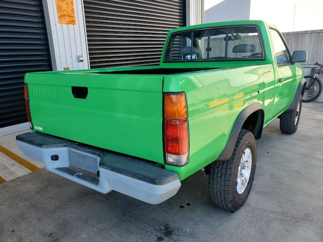 ���Ђ͊e��I�[�g���[���E�I�[�g���[�X��Ђƒ�g���Ă���܂��B���₢���킹������ΐv���ɂ��Ή������Ē����܂��̂ŁA���C�y�ɂ��₢���킹�������B�t���[�_�C�����O�O�U�U�|�X�V�O�T�|�W�T�R�T