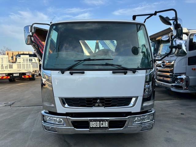 ファイター 　フックロール　積載５．７ｔ　ベッド付　ステンレスフェンダー（2枚目）