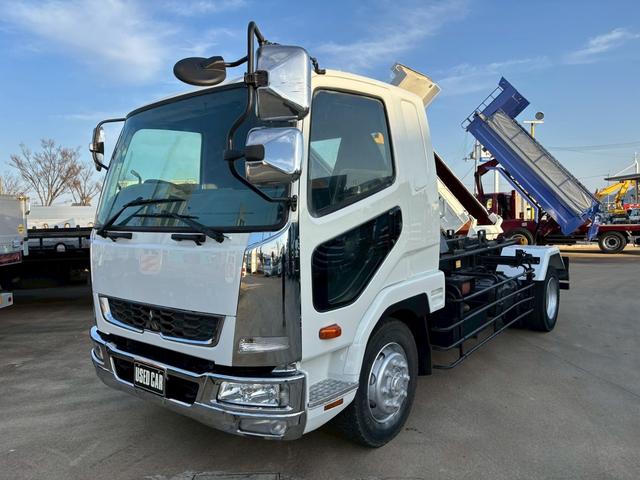 ファイター 　フックロール　積載５．７ｔ　ベッド付　ステンレスフェンダー（3枚目）