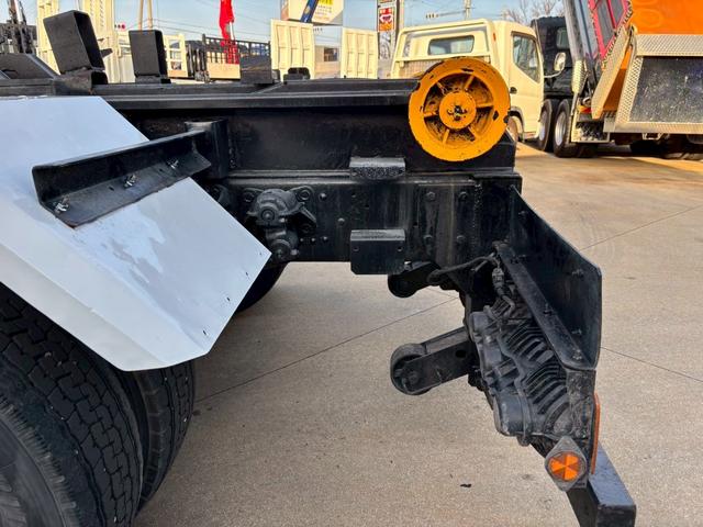 ファイター 　フックロール　積載５．７ｔ　ベッド付　ステンレスフェンダー（19枚目）