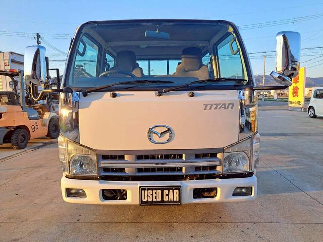 タイタントラック 　Ｗキャブ　積載１．５ｔ　ナビ付　メッキパーツ付（2枚目）