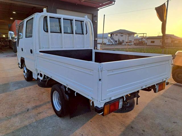 タイタントラック 　Ｗキャブ　積載１．５ｔ　ナビ付　メッキパーツ付（8枚目）