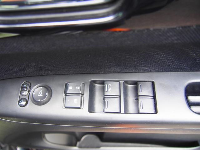 Ｎ－ＢＯＸカスタム Ｇ・Ｌパッケージ　ナビ　ＴＶ　Ｂｌｕｅｔｏｏｔｈ　ＥＴＣ　パワースライドドア　ディスチャージヘッドライト　プッシュスタート　純正１４インチアルミホイール　スマートキー　アイドリングストップ　修復歴なし（20枚目）