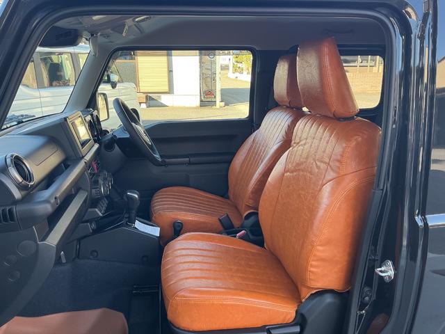 ジムニー ＸＣ　☆届出済未使用車　グラントレックＲ／Ｔ　社外グリル　シートカバー　背面タイヤカバー　ディスプレイオーディオ　Ｂｌｕｅｔｏｏｔｈ　ＨＤＭＩケーブル　ＥＴＣ　ＬＥＤヘッドライト　スズキセーフティ（17枚目）