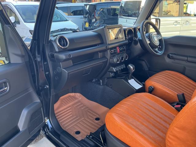 ジムニー ＸＣ　☆届出済未使用車　グラントレックＲ／Ｔ　社外グリル　シートカバー　背面タイヤカバー　ディスプレイオーディオ　Ｂｌｕｅｔｏｏｔｈ　ＨＤＭＩケーブル　ＥＴＣ　ＬＥＤヘッドライト　スズキセーフティ（20枚目）