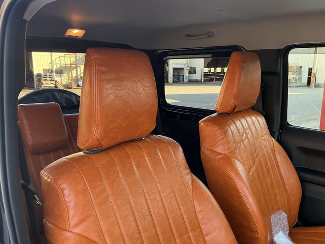 ジムニー ＸＣ　☆届出済未使用車　グラントレックＲ／Ｔ　社外グリル　シートカバー　背面タイヤカバー　ディスプレイオーディオ　Ｂｌｕｅｔｏｏｔｈ　ＨＤＭＩケーブル　ＥＴＣ　ＬＥＤヘッドライト　スズキセーフティ（22枚目）
