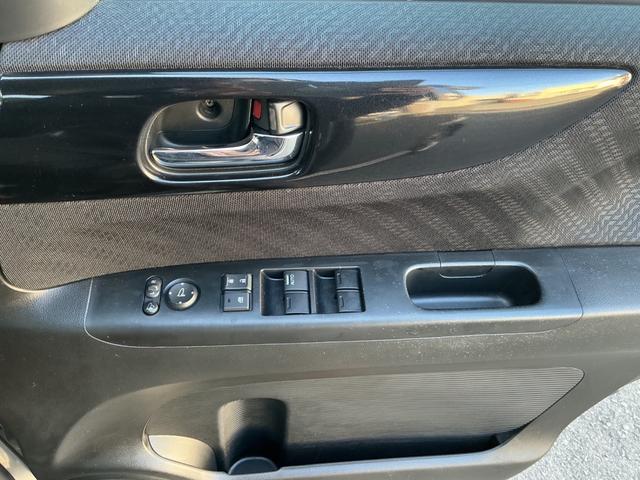 Ｎ－ＢＯＸカスタム Ｇ　ＳＳパッケージ　社外ナビ　ＴＶ　ＥＴＣ　両側パワースライドドア　ディスチャージヘッドライト　フォグランプ　純正１４インチアルミホイール　修復歴無し（16枚目）