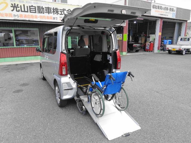 タント 　スローパー　Ｘ　リヤシート付４人乗り　電動ウインチ　前倒し機能付スロープ　電動スライドドア　純正ナビＴＶ・バックカメラ・ドライブレコーダー　スマートアシスト　ワンオーナー（10枚目）