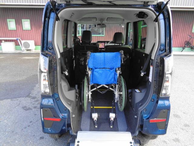 タント カスタムＲＳ　スローパー　リヤシート付４人乗り　前倒し機能付スロープ　両側電動スライドドア　純正１０インチナビＴＶ　ドラレコ　ＥＴＣ　　ターボ（11枚目）