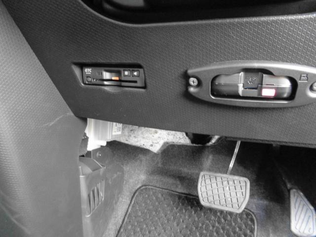 タント カスタムＲＳ　スローパー　リヤシート付４人乗り　前倒し機能付スロープ　両側電動スライドドア　純正１０インチナビＴＶ　ドラレコ　ＥＴＣ　　ターボ（26枚目）