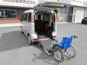 ハイブリッドG 車いす移動車 スロープタイプ リヤシート付4人乗り テールゲート一体型スロープ デュアルカメラブレーキサポート スマートキー 車検2年付き(9枚目)