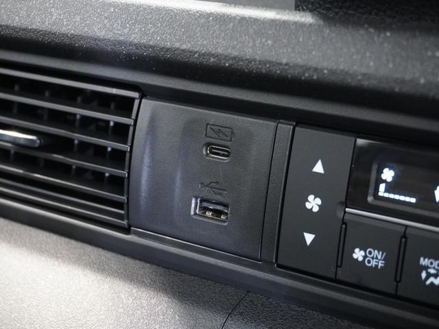 Ｎ－ＢＯＸカスタム ベースグレード　当社デモカー　禁煙車　９インチギャザーズメモリーナビ　フルセグ　ＣＤ／ＤＶＤ　ミュージックラック　ホンダセンシング　ＬＥＤヘッドライト　ＥＴＣ　ドライブレコーダー　フロントヒーターシート　前後センサー（26枚目）