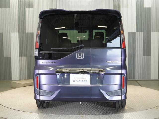ステップワゴンスパーダ スパーダ・クールスピリットホンダセンシング　ワンオーナー　禁煙車　９インチギャザーズメモリーナビ　フルセグ　ＣＤ／ＤＶＤ　ミュージックラック　ホンダセンシング　ＬＥＤヘッドライト　ＥＴＣ　クルーズコントロール　本革巻きステアリング　パドルシフト（31枚目）