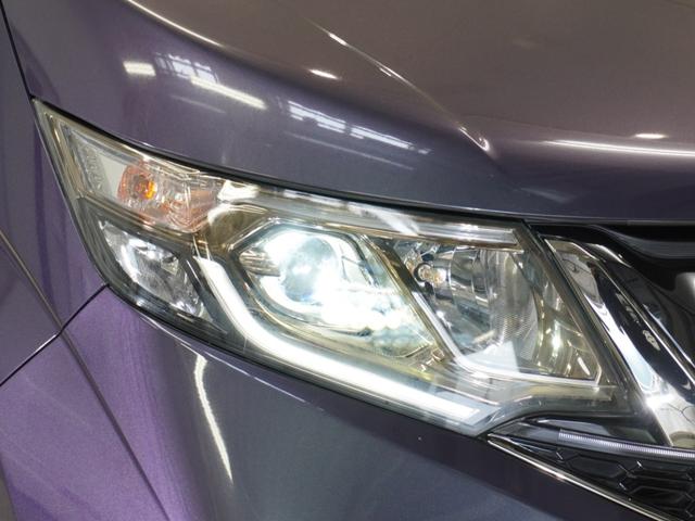 ステップワゴンスパーダ スパーダ・クールスピリットホンダセンシング　ワンオーナー　禁煙車　９インチギャザーズメモリーナビ　フルセグ　ＣＤ／ＤＶＤ　ミュージックラック　ホンダセンシング　ＬＥＤヘッドライト　ＥＴＣ　クルーズコントロール　本革巻きステアリング　パドルシフト（32枚目）