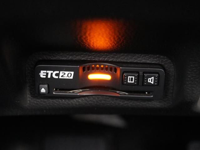 ヴェゼル ｅ：ＨＥＶＸ　ワンオーナー　禁煙車　９インチコネクテッドディスプレイナビ　フルセグ　Ｂｌｕｅｔｏｏｔｈ　ホンダセンシング　ＬＥＤヘッドライト　ＥＴＣ　前後ドライブレコーダー　前後センサー　１６インチアルミホイール（5枚目）