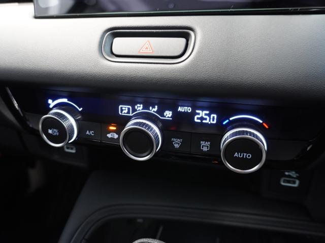 ヴェゼル ｅ：ＨＥＶＸ　ワンオーナー　禁煙車　９インチコネクテッドディスプレイナビ　フルセグ　Ｂｌｕｅｔｏｏｔｈ　ホンダセンシング　ＬＥＤヘッドライト　ＥＴＣ　前後ドライブレコーダー　前後センサー　１６インチアルミホイール（6枚目）