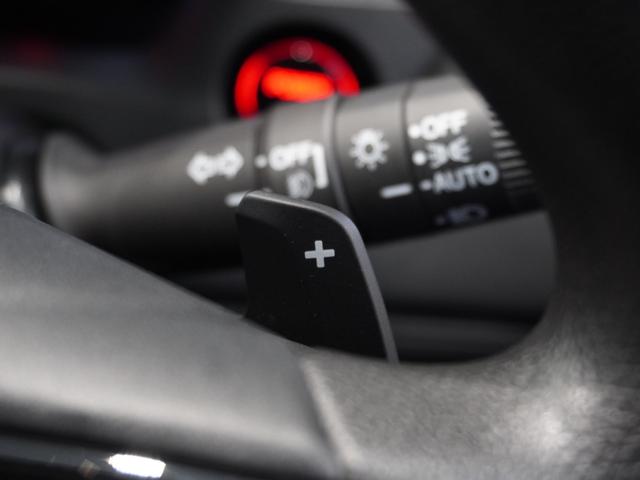 ヴェゼル ｅ：ＨＥＶＸ　ワンオーナー　禁煙車　９インチコネクテッドディスプレイナビ　フルセグ　Ｂｌｕｅｔｏｏｔｈ　ホンダセンシング　ＬＥＤヘッドライト　ＥＴＣ　前後ドライブレコーダー　前後センサー　１６インチアルミホイール（17枚目）