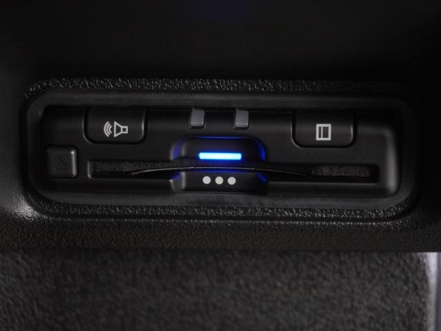 Ｎ－ＢＯＸカスタム ターボ　当社デモカー　禁煙車　９インチギャザーズメモリーナビ　フルセグ　ＣＤ／ＤＶＤ　ミュージックラック　ホンダセンシング　ＬＥＤヘッドライト　ＥＴＣ　ドライブレコーダー　フロントヒーターシート１５インチＡＷ（5枚目）