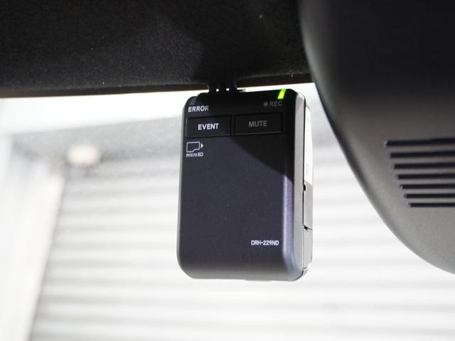 Ｎ－ＢＯＸカスタム ターボ　当社デモカー　禁煙車　９インチギャザーズメモリーナビ　フルセグ　ＣＤ／ＤＶＤ　ミュージックラック　ホンダセンシング　ＬＥＤヘッドライト　ＥＴＣ　ドライブレコーダー　フロントヒーターシート１５インチＡＷ（6枚目）