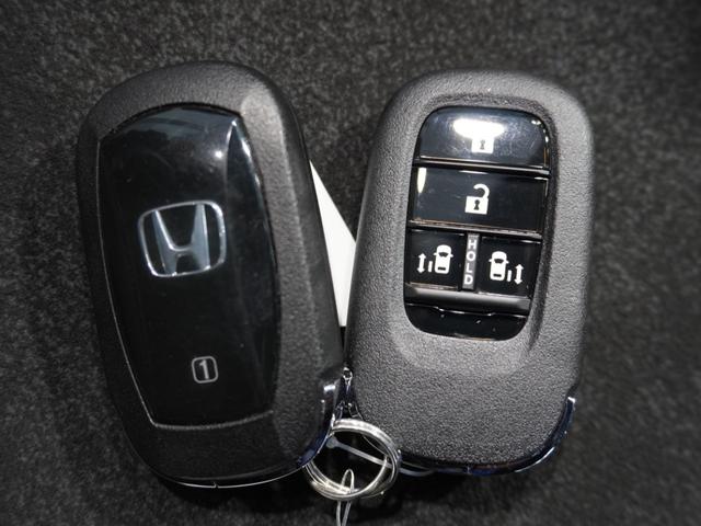 Ｎ－ＢＯＸカスタム ターボ　当社デモカー　禁煙車　９インチギャザーズメモリーナビ　フルセグ　ＣＤ／ＤＶＤ　ミュージックラック　ホンダセンシング　ＬＥＤヘッドライト　ＥＴＣ　ドライブレコーダー　フロントヒーターシート１５インチＡＷ（52枚目）