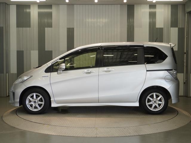 フリードハイブリッド ジャストセレクション＋　ワンオーナー車　ギャザーズメモリーナビ　フルセグ　ＣＤ／ＤＶＤ　ミュージックラック　ドライブレコーダー　ディスチャージヘッドライト　ＥＴＣ　ＰＷ　Ｂカメラ　ＶＳＡ　Ａストップ　スマートキー　キーレス（22枚目）
