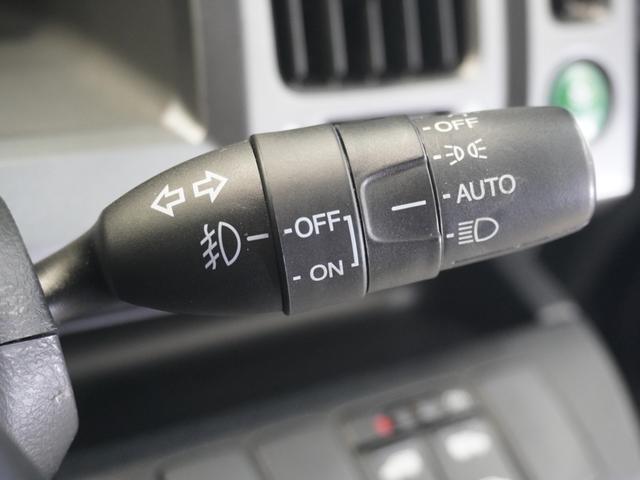 ステップワゴンスパーダ Ｚ　ワンオーナー車　禁煙車　メーカーオプションＨＤＤナビ　ＣＤ／ＤＶＤ　サウンドコンテナ　前後ドライブレコーダー　ディスチャージヘッドライト　ＥＴＣ　パドルシフト　１６インチアルミホイール　横滑防止　ＰＳ（46枚目）