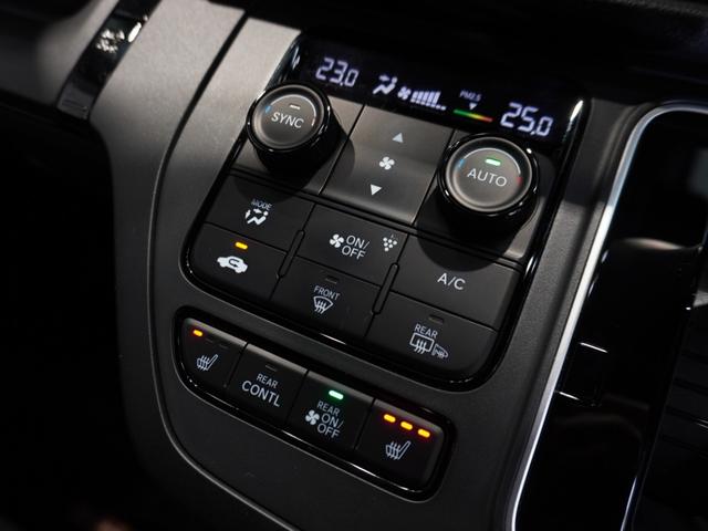 ステップワゴン スパーダ　ワンオーナー車　禁煙車　オーディオレス　ホンダセンシング　ＬＥＤヘッドライト　前後センサー　パドルシフト　１６インチアルミホイール　フロントフォグランプ　サイド・カーテンエアバック　２列目オットマン（2枚目）
