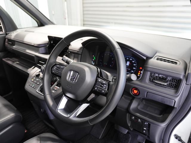 ステップワゴン スパーダ　ワンオーナー車　禁煙車　オーディオレス　ホンダセンシング　ＬＥＤヘッドライト　前後センサー　パドルシフト　１６インチアルミホイール　フロントフォグランプ　サイド・カーテンエアバック　２列目オットマン（35枚目）