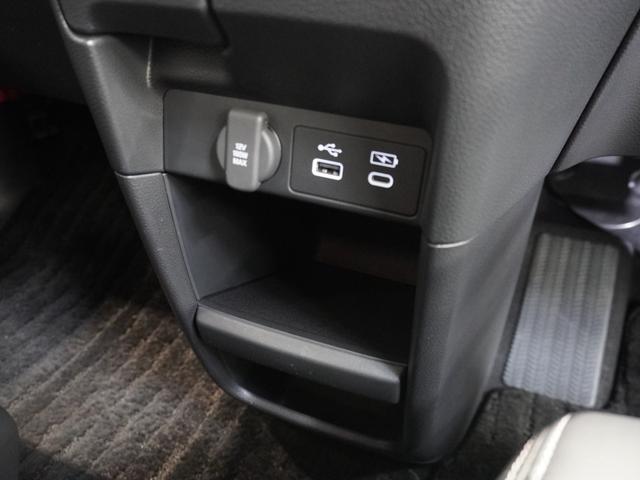 ステップワゴン スパーダ　ワンオーナー車　禁煙車　オーディオレス　ホンダセンシング　ＬＥＤヘッドライト　前後センサー　パドルシフト　１６インチアルミホイール　フロントフォグランプ　サイド・カーテンエアバック　２列目オットマン（38枚目）