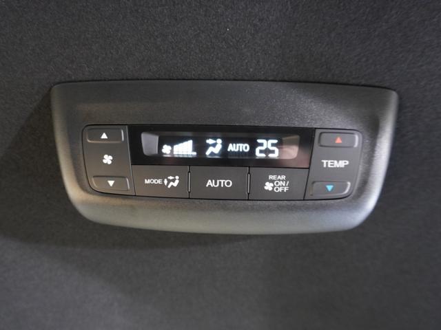 ステップワゴン スパーダ　ワンオーナー車　禁煙車　オーディオレス　ホンダセンシング　ＬＥＤヘッドライト　前後センサー　パドルシフト　１６インチアルミホイール　フロントフォグランプ　サイド・カーテンエアバック　２列目オットマン（64枚目）
