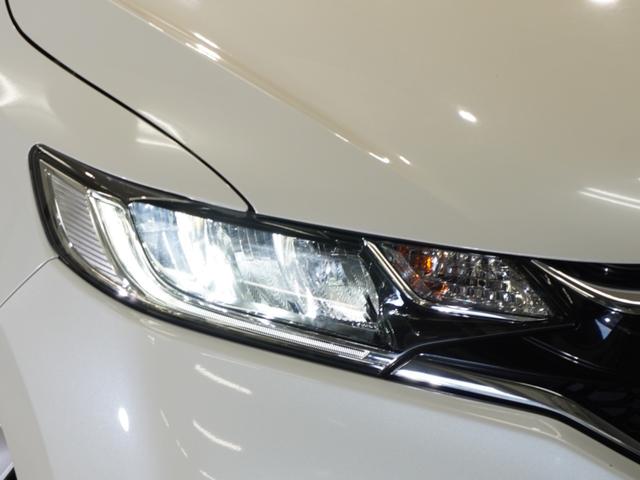 フィット １３Ｇ・Ｌホンダセンシング　ワンオーナー車　禁煙車　いまコレ＋　ギャザーズメモリーナビ　ＣＤ　ホンダセンシング　ＬＥＤヘッドライト　ＥＴＣ　前後ドライブレコーダー　クルーズコントロール　サイド・カーテンエアバック　フォグランプ（9枚目）