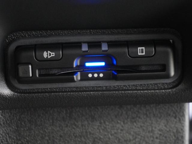 Ｎ－ＢＯＸカスタム ターボ　当社デモカー　禁煙車　９インチギャザーズメモリーナビ　フルセグ　ＣＤ／ＤＶＤ　ミュージックラック　ＬＥＤヘッドライト　ＥＴＣ　ドライブレコーダー　フロントヒーターシート　前後センサー　パドルシフト（5枚目）