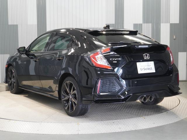シビック ハッチバック　ワンオーナー車　禁煙車　いまコレ＋　ケンウッドフルセグ　ＣＤ／ＤＶＤ　メモリーナビ　ホンダセンシング　ＬＥＤヘッドライト　ＥＴＣ　ドライブレコーダー　フロントヒーターシート　１８インチアルミホイール（8枚目）
