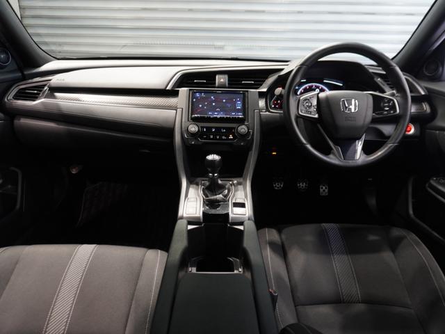 シビック ハッチバック　ワンオーナー車　禁煙車　いまコレ＋　ケンウッドフルセグ　ＣＤ／ＤＶＤ　メモリーナビ　ホンダセンシング　ＬＥＤヘッドライト　ＥＴＣ　ドライブレコーダー　フロントヒーターシート　１８インチアルミホイール（13枚目）