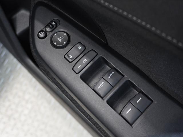 シビック ハッチバック　ワンオーナー車　禁煙車　いまコレ＋　ケンウッドフルセグ　ＣＤ／ＤＶＤ　メモリーナビ　ホンダセンシング　ＬＥＤヘッドライト　ＥＴＣ　ドライブレコーダー　フロントヒーターシート　１８インチアルミホイール（35枚目）