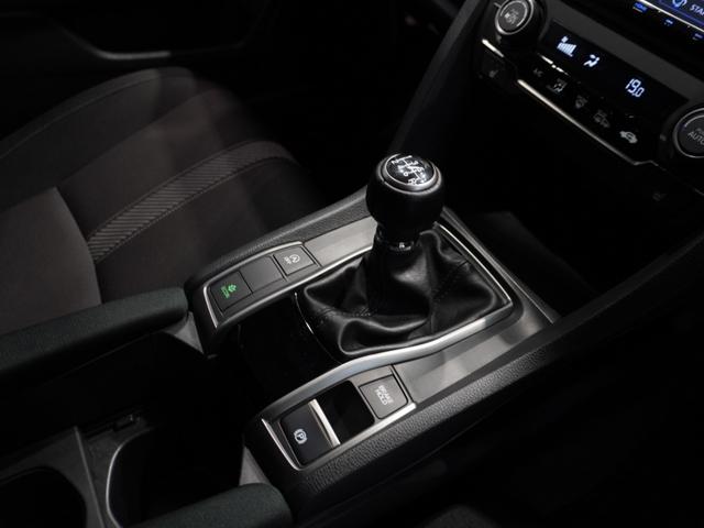 シビック ハッチバック　ワンオーナー車　禁煙車　いまコレ＋　ケンウッドフルセグ　ＣＤ／ＤＶＤ　メモリーナビ　ホンダセンシング　ＬＥＤヘッドライト　ＥＴＣ　ドライブレコーダー　フロントヒーターシート　１８インチアルミホイール（57枚目）