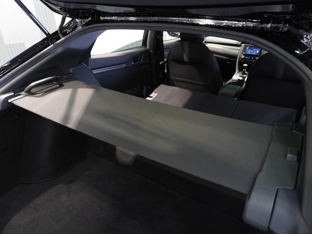 シビック ハッチバック　ワンオーナー車　禁煙車　いまコレ＋　ケンウッドフルセグ　ＣＤ／ＤＶＤ　メモリーナビ　ホンダセンシング　ＬＥＤヘッドライト　ＥＴＣ　ドライブレコーダー　フロントヒーターシート　１８インチアルミホイール（61枚目）