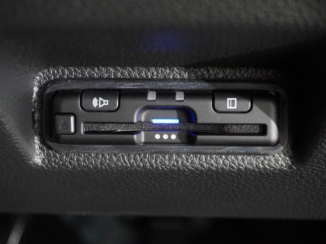 ＷＲ－Ｖ Ｚ　ワンオーナー車　禁煙車　８インチギャザーズメモリーナビ　フルセグ　Ｂｌｕｅｔｏｏｔｈ　ホンダセンシング　ＬＥＤヘッドライト　ＥＴＣ　クルーズコントロール　本革巻きステアリングサイド・カーテンエアバック（4枚目）