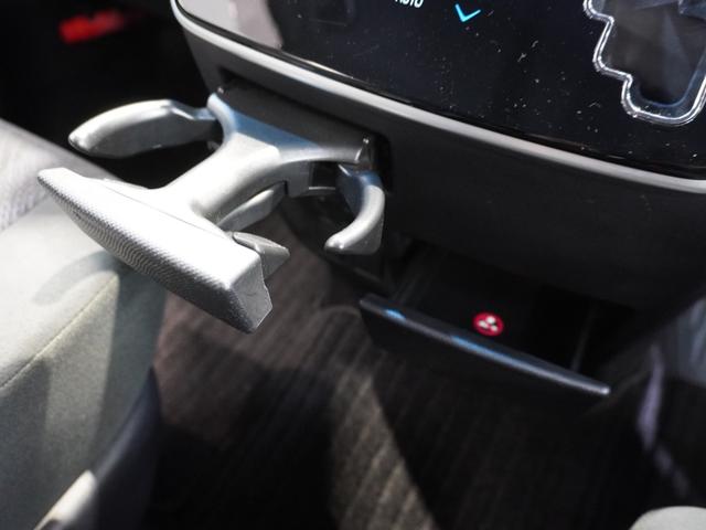 エスティマ アエラス　ワンオーナー　禁煙車　トヨタ純正ＳＤナビ　フルセグ　ＣＤ／ＤＶＤ　　ＣＤ録音機能　ＥＴＣ　リアカメラ　前後ドライブレコーダー　ディスチャージヘッドライト　クルーズコントロール　衝突軽減ブレーキ（41枚目）