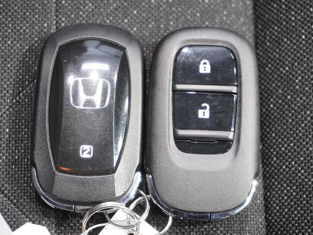ヴェゼル ｅ：ＨＥＶＸ　当社デモカー　禁煙車　９インチギャザーズメモリーナビフルセグ　ＣＤ／ＤＶＤ　ミュージックラック　ホンダセンシング　ＬＥＤヘッドライト　ＥＴＣ　ドライブレコーダー　パドルシフト　サイドカーテンエアバック（49枚目）