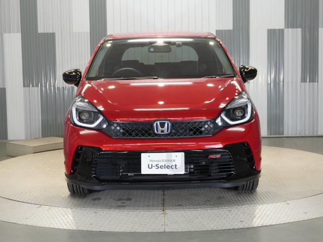 フィット ｅ：ＨＥＶＲＳ　当社デモカー　禁煙車　９インチギャザーズメモリーナビ　フルセグ　ＣＤ／ＤＶＤ　ミュージックラック　ホンダセンシング　ＬＥＤヘッドライト　ＥＴＣ　ドライブレコーダー　前後センサー１６インチアルミホイール（22枚目）