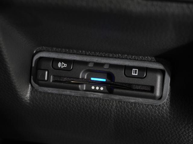 ステップワゴン ｅ：ＨＥＶスパーダプレミアムライン　ワンオーナー車　禁煙車　いまコレ＋　オーディオレス　クルーズコントロール　ホンダセンシング　ＬＥＤヘッドライト　ＥＴＣ　フロントヒーターシート　前後センサー　１７インチアルミホイール　パドルシフト（2枚目）