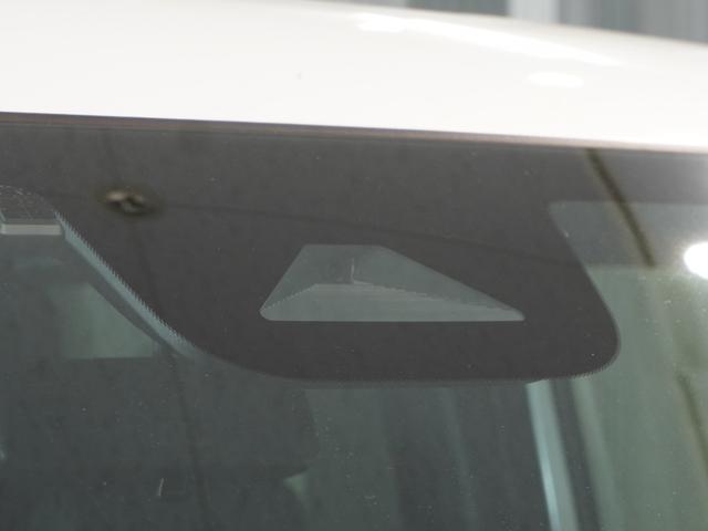 ステップワゴン ｅ：ＨＥＶスパーダプレミアムライン　ワンオーナー車　禁煙車　いまコレ＋　オーディオレス　クルーズコントロール　ホンダセンシング　ＬＥＤヘッドライト　ＥＴＣ　フロントヒーターシート　前後センサー　１７インチアルミホイール　パドルシフト（11枚目）