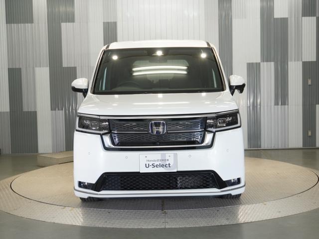 ステップワゴン ｅ：ＨＥＶスパーダプレミアムライン　ワンオーナー車　禁煙車　いまコレ＋　オーディオレス　クルーズコントロール　ホンダセンシング　ＬＥＤヘッドライト　ＥＴＣ　フロントヒーターシート　前後センサー　１７インチアルミホイール　パドルシフト（22枚目）