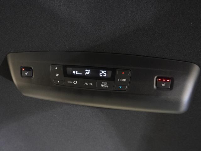 ステップワゴン ｅ：ＨＥＶスパーダプレミアムライン　ワンオーナー車　禁煙車　いまコレ＋　オーディオレス　クルーズコントロール　ホンダセンシング　ＬＥＤヘッドライト　ＥＴＣ　フロントヒーターシート　前後センサー　１７インチアルミホイール　パドルシフト（42枚目）